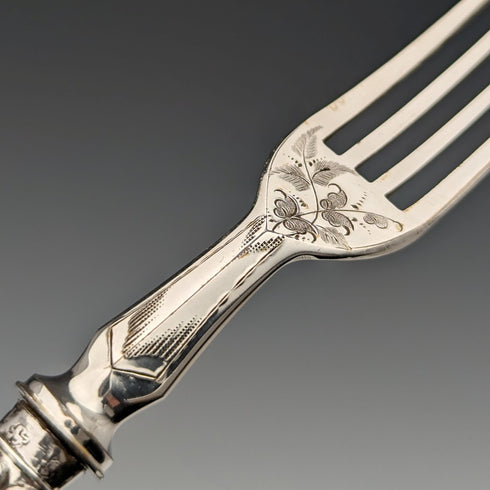 約 1860 年英國古董純銀手柄甜點餐具一對